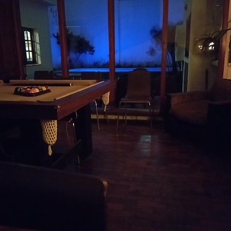 Gueemes Hostel Córdoba Eksteriør billede