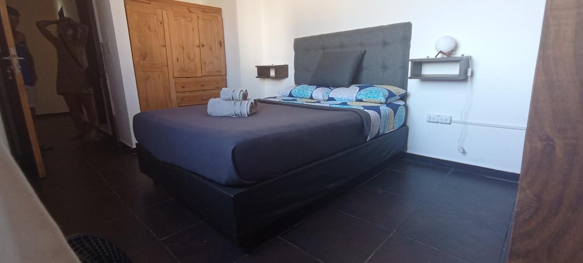 Gueemes Hostel Córdoba Eksteriør billede