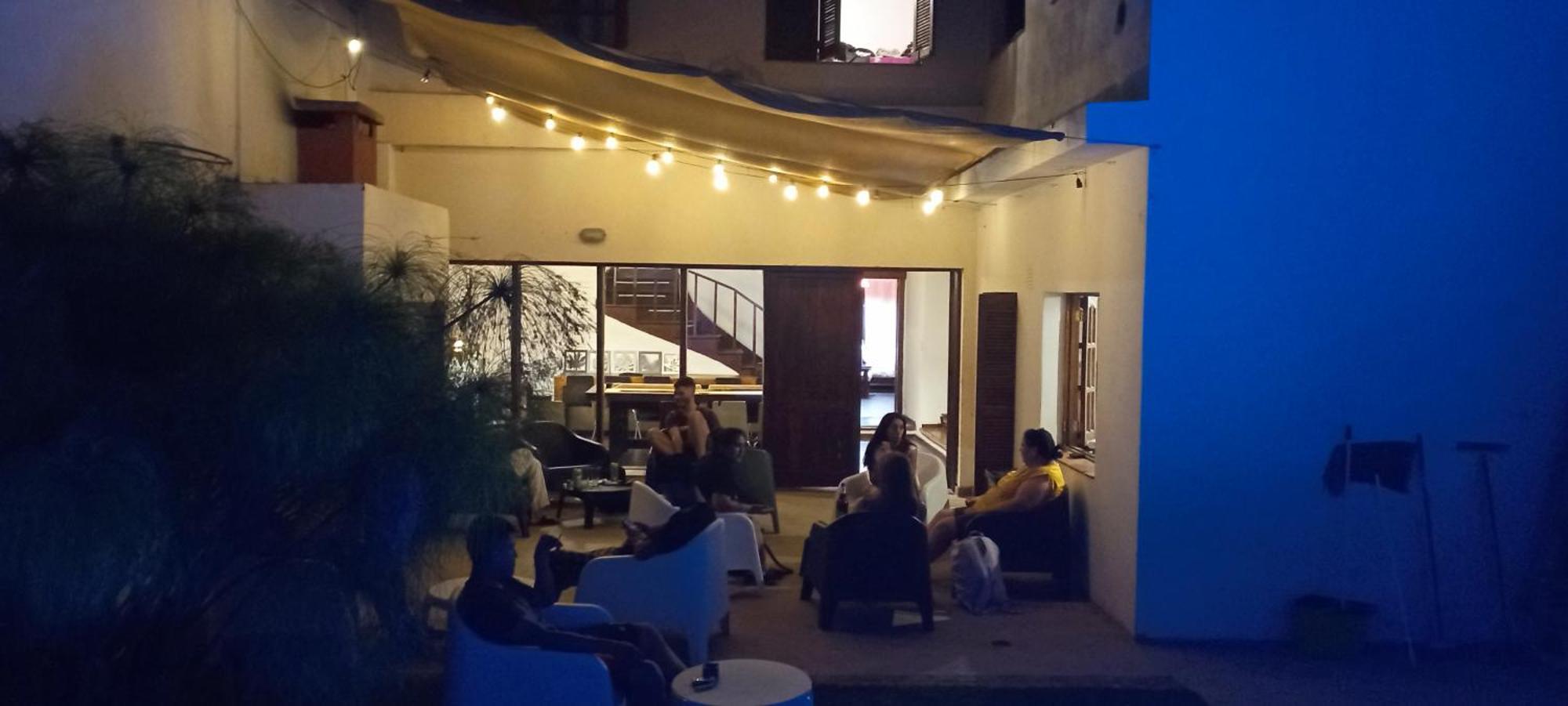 Gueemes Hostel Córdoba Eksteriør billede