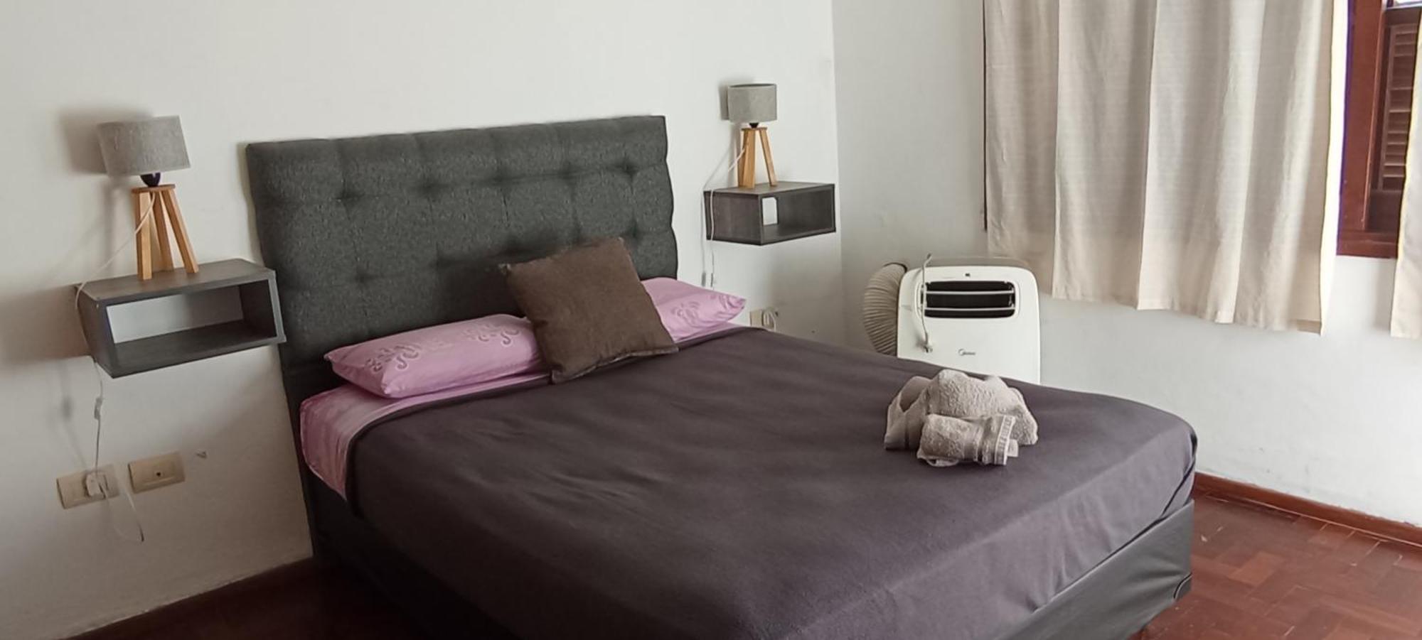 Gueemes Hostel Córdoba Eksteriør billede