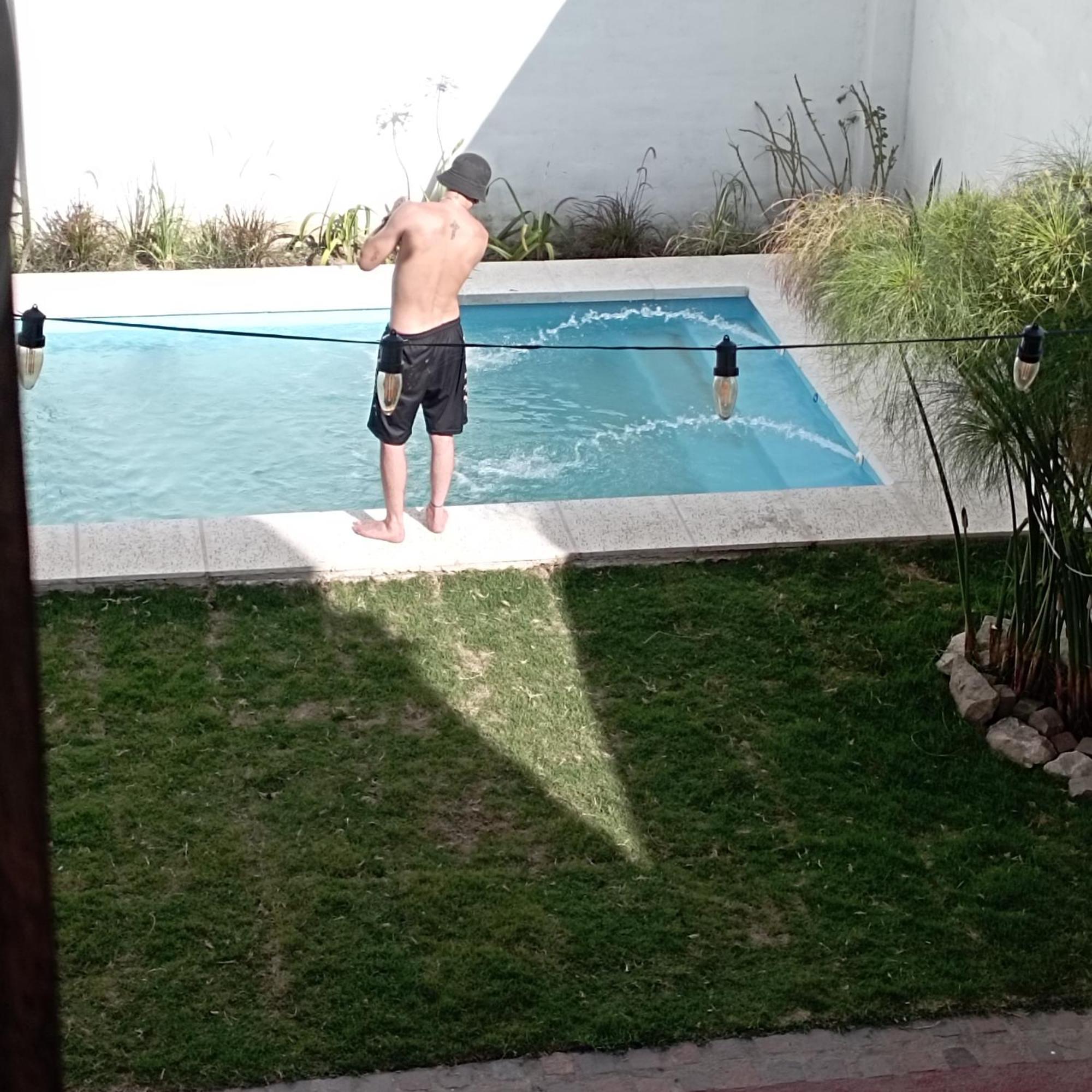 Gueemes Hostel Córdoba Eksteriør billede